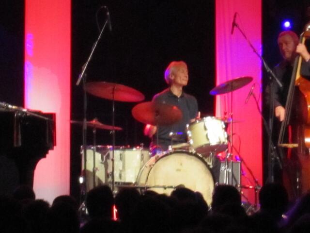 Charlie Watts genießt