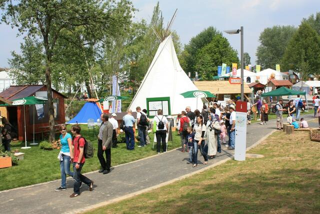 Ausstellungsgelände im Heinz-Lang-Park (29.05.2010)