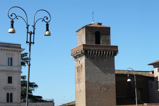 vor San Pietro in Vincoli (St. Peter in den Ketten)