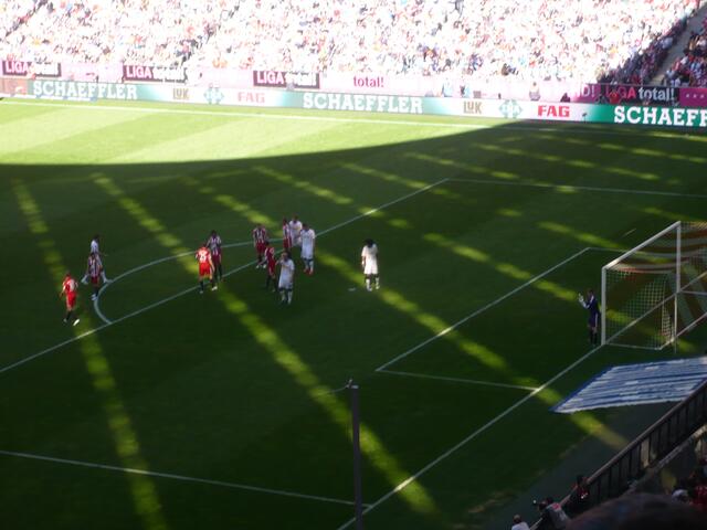 Freistoß für Gladbach