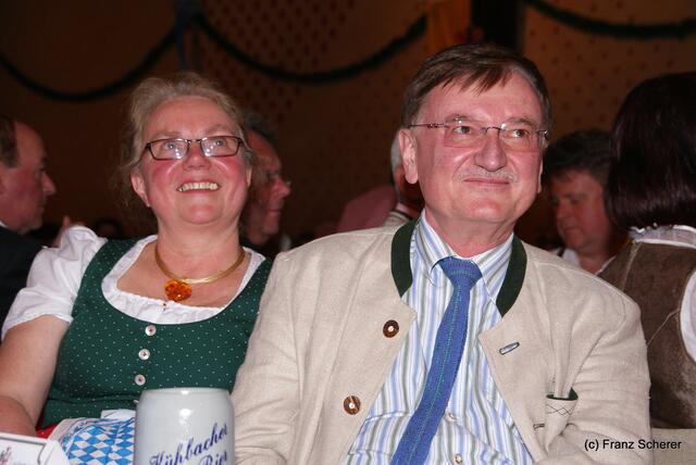 14. Kissinger Starkbierfest 2011 - MdB Dr. Erwin Lotter und Gattin