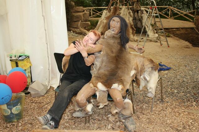 07.06. Kuscheln mit der Eiszeitjägerin