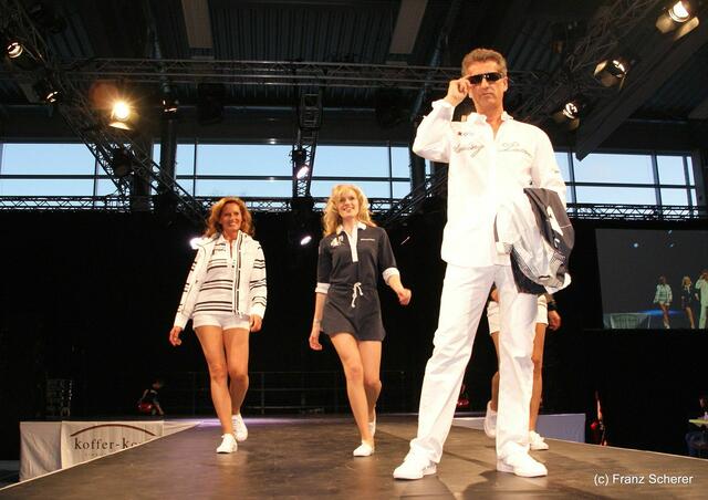 Friedberg (Bayern) - Hair & Fashion 2011 - Colors