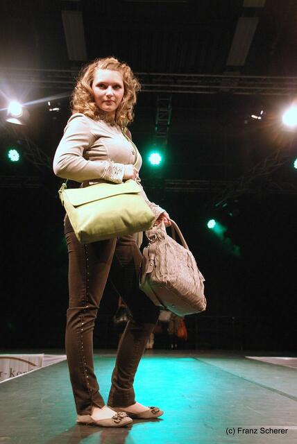 Friedberg (Bayern) - Hair & Fashion 2011 - Colors