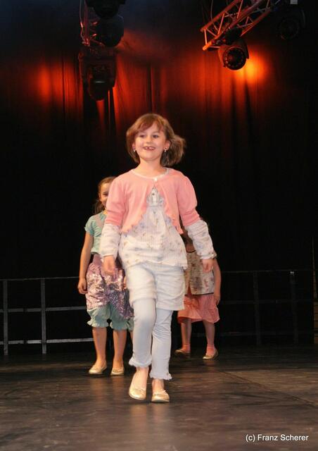 Friedberg (Bayern) - Hair & Fashion 2011 - Colors