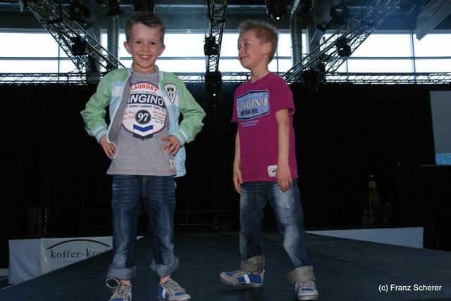 Friedberg (Bayern) - Hair & Fashion 2011 - Colors