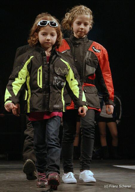 Friedberg (Bayern) - Hair & Fashion 2011 - Colors