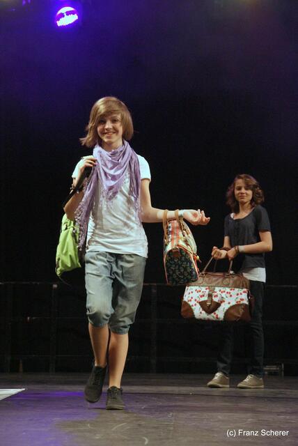 Friedberg (Bayern) - Hair & Fashion 2011 - Colors