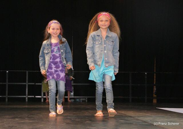 Friedberg (Bayern) - Hair & Fashion 2011 - Colors
