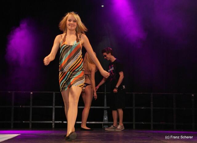 Friedberg (Bayern) - Hair & Fashion 2011 - Colors