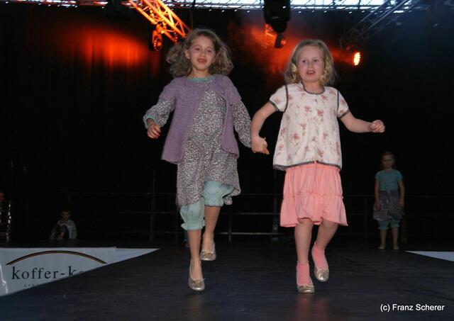 Friedberg (Bayern) - Hair & Fashion 2011 - Colors