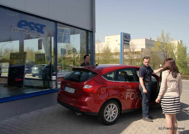 25 Jahre Gewerbegebiet Münchner Straße - Andreas Esst vor seinem Autohaus