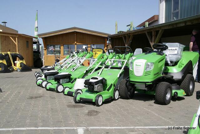 25 Jahre Gewerbegebiet Münchner Straße - Land- und Gartentechnik Pfundmeir hat die Ausrüstung