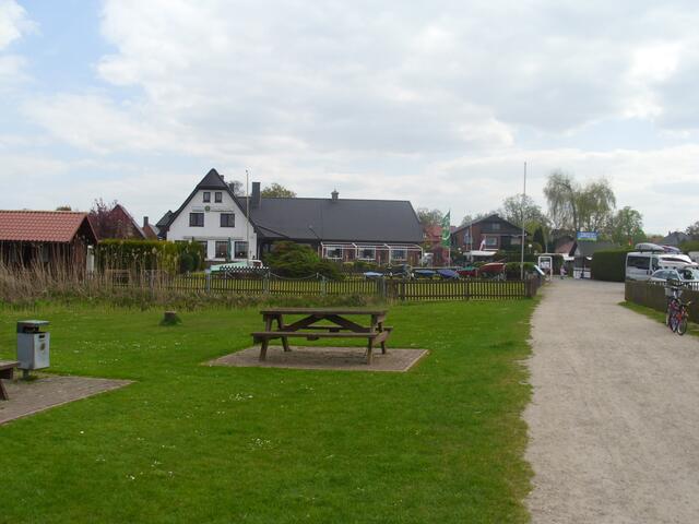 Zufahrt zum Campingplatz