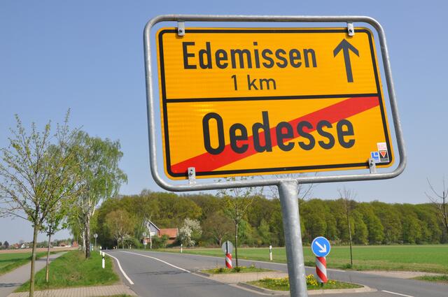 Der Ort Oedesse liegt nördlich der Kreisstadt Peine zwischen den beiden Oberzentren Hannover und Braunschweig – am Rande der Südheide.