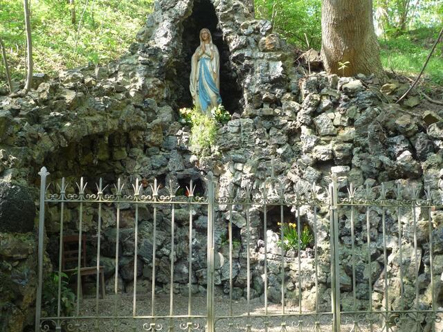 MARIENKROTTE IM HIMMELREICH IN HAINHOFEN