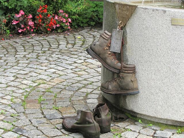 der Schuhmichelbrunnen in Eglofs in der Gemeinde Argenbühl