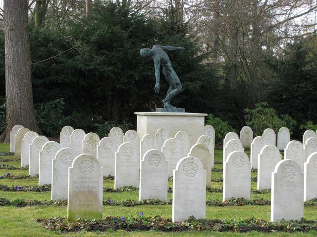 Denkmal für die Opfer in Bergen-Belsen.