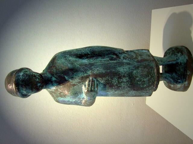 Schwangeres Mädchen, 1942, Bronze, 38 cm.