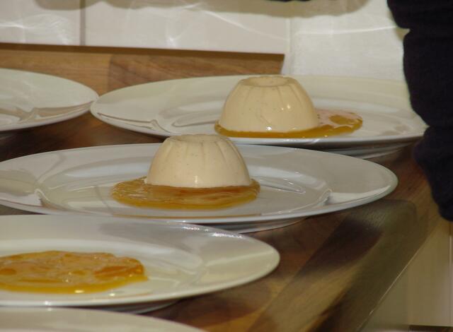 Kochen mit Sabina - Bayerische Törtchen auf Orangensauce