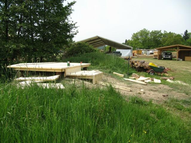 Anfänge einer Aussichtsplattform (6.5.2011)