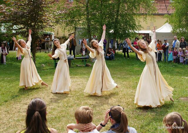 4. Elfenfestival Blumenthal - Elfentanz mit Schülern der Münchener Ballettschule Fock-Nüzel