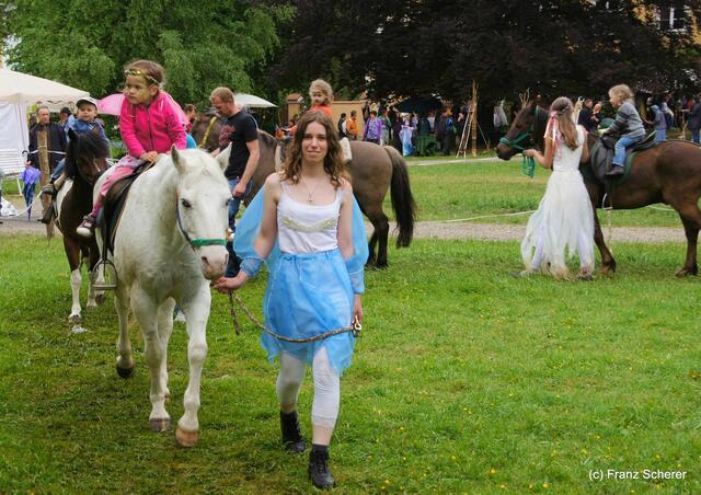 4. Elfenfestival Blumenthal - Reiten auf Ponys von Peters Ponyhof