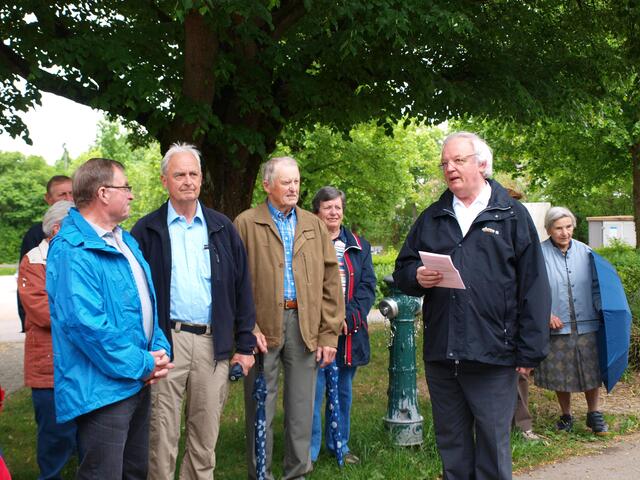 Wallfahrtsdirektor Pater Wilfried Kunz dankt den Initiatoren