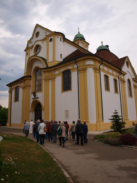 Eine Andacht in der Wallfahrtskirche rundet den erlebnisreichen Pilgerweg ab