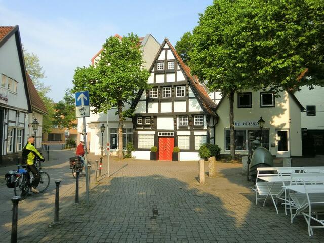 Ausfahrt aus Osnabrücks Altstadt.
