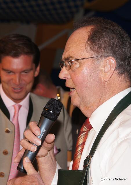 Meringer Volksfest 2011 -  Leonhard Erhard bei der Festansprache