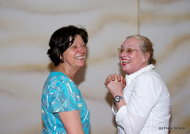 Friedberger Kneipp-Gesundheitstag am 21.05.2011 - Lach-Yoga mit Marie Brandmeir-Zettl - Lachen ohne Grund ist kerngesund!