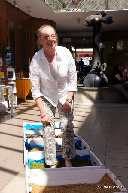 Friedberger Kneipp-Gesundheitstag am 21.05.2011 - Auf dem Sinnenpfad