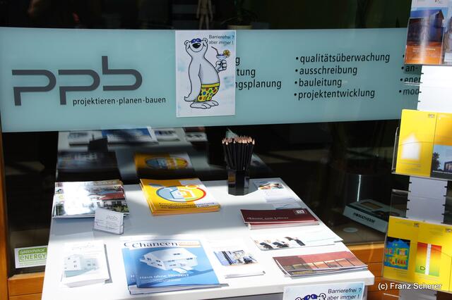 Friedberger Kneipp-Gesundheitstag am 21.05.2011 - Architektin Monika Gebhard (ppb) referierte zum Thema 'Altengerecht umbauen'