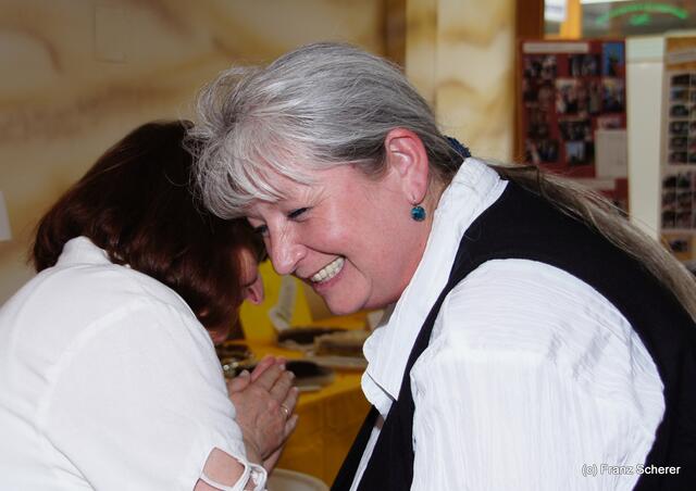 Friedberger Kneipp-Gesundheitstag am 21.05.2011 - Lach-Yoga mit Marie Brandmeir-Zettl - Lachen ohne Grund ist kerngesund!