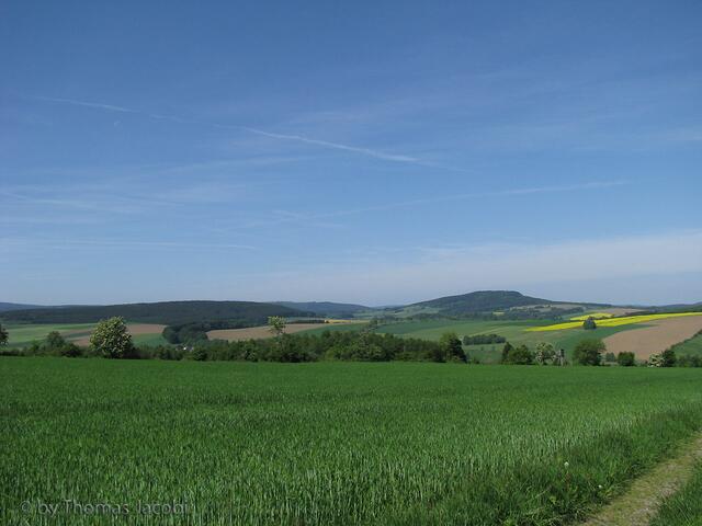 Blick zum Oberbecken des Pumpspeicherwerks Markersbach und auf den Scheibenberg.