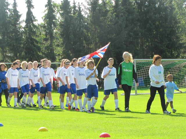 England (TSG Ahlten)