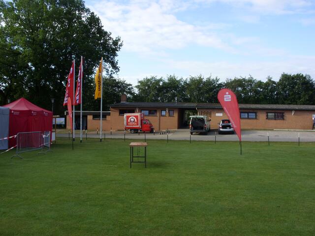 Samstagmorgen 7.30 Uhr beim RSE - kurz vor Beginn der MiniWM U15 für Juniorinnen
