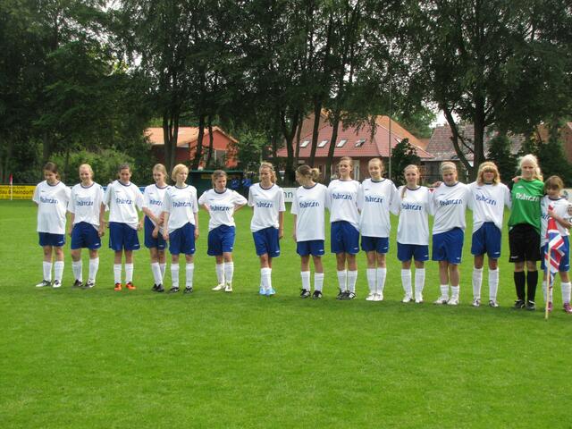 England (TSG Ahlten)