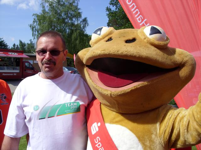 Gerhard Grupp, Pressesprecher des RSE mit Max Moorfrosch