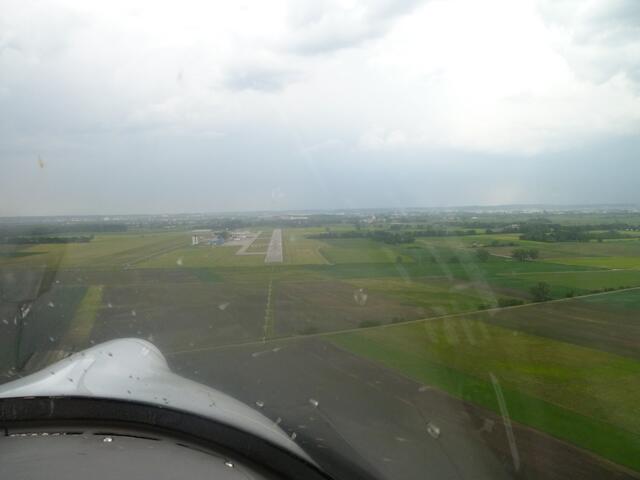 Landung im Regen