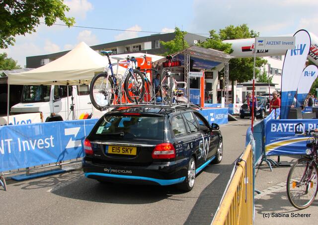 Bayern Rundfahrt 2011 - Einzelzeitfahren in Friedberg - Impressionen vom Startbereich Wiffertshauser Straße