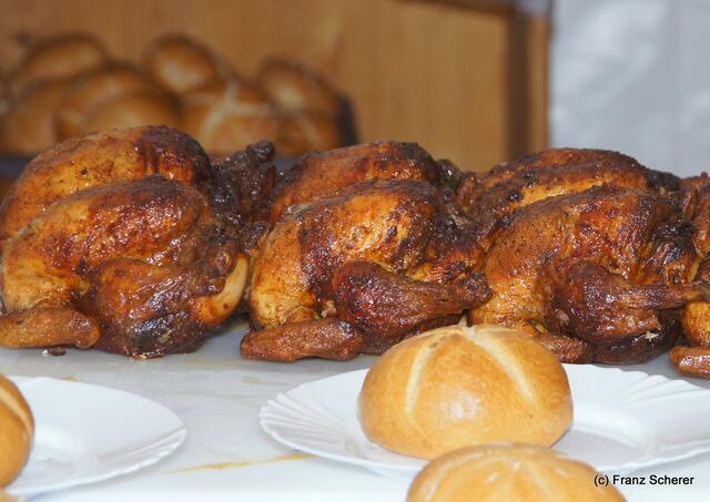 Brauereifest Kühbach 2011 - Leckere Schmankerl aus der Festzeltküche