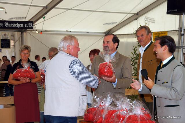 Brauereifest Kühbach 2011 - Ehrung der verdienten ehrenamtlichen Helfer und Mitarbeiter