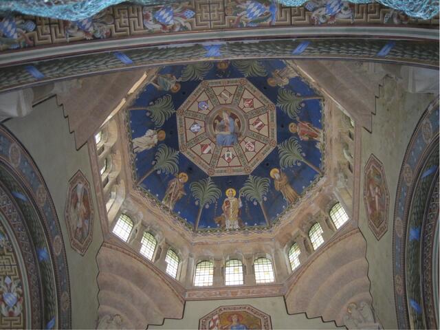 Das Deckengemälde...in der Votivkapelle