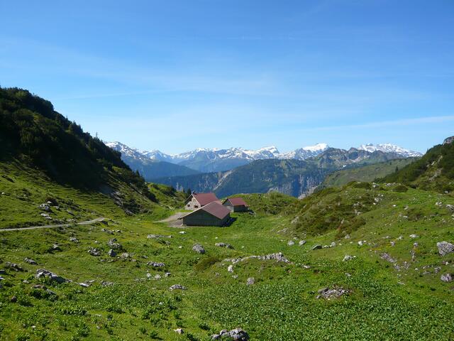 Raue Alm; Blick zum Rätikon