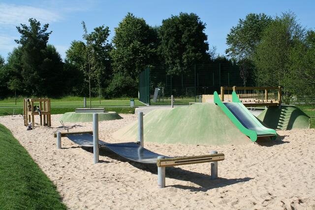 Trampolinsteg, Rutsche & Kettensteg