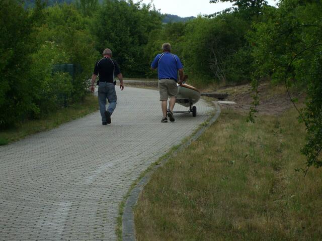 umtragen an der Schleuse Kanzem