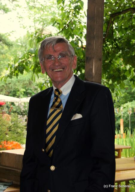 10. Friedberger Sonnwend Töpfermarkt - Kreisrat Peter Feile