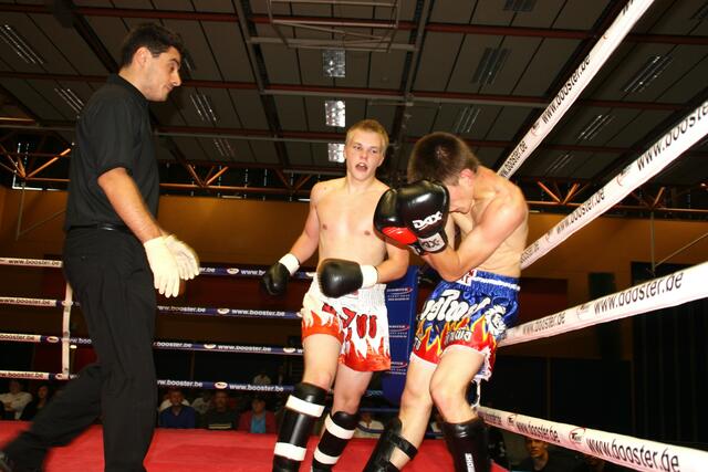 Alex Becker gegen Waldemar Fell